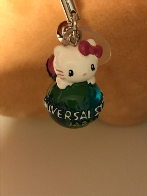 ユニバーサル・スタジオ・ジャパンで買ったキティちゃんストラップ